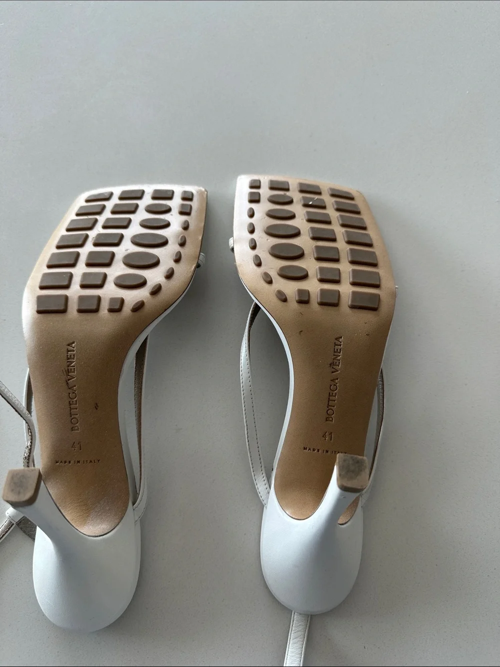 Bottega Veneta White Strap Stretch Sandals - Picture 5 of 5
